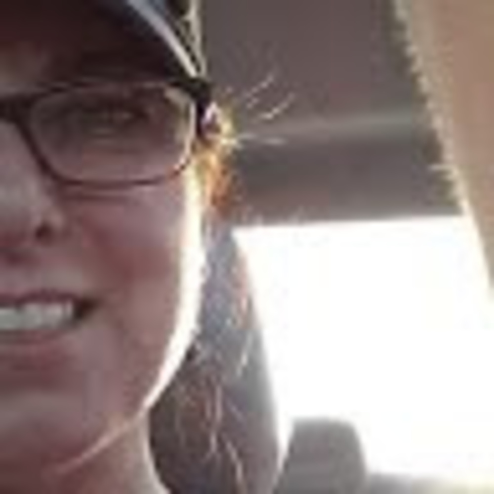 Meet your Posher, Deonna